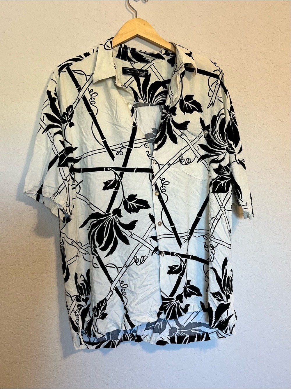 Tori Richard Honolulu Black White Tropical Crinkle Button Front Shirt XL Rayon